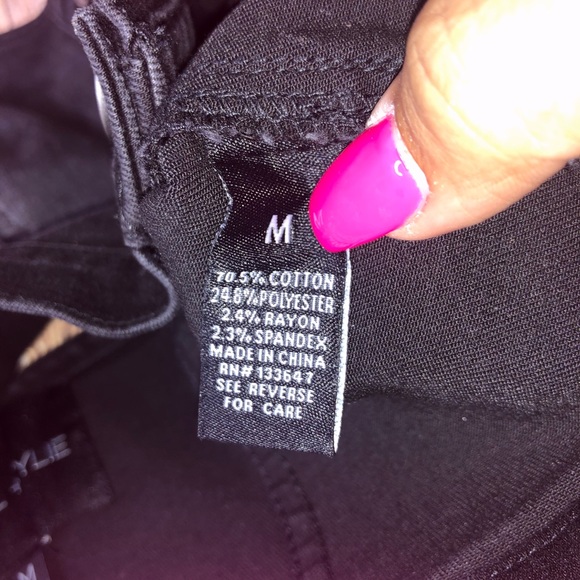 Kendall + Kylie Black Stars Denim Crop Top - Picture 6 of 6